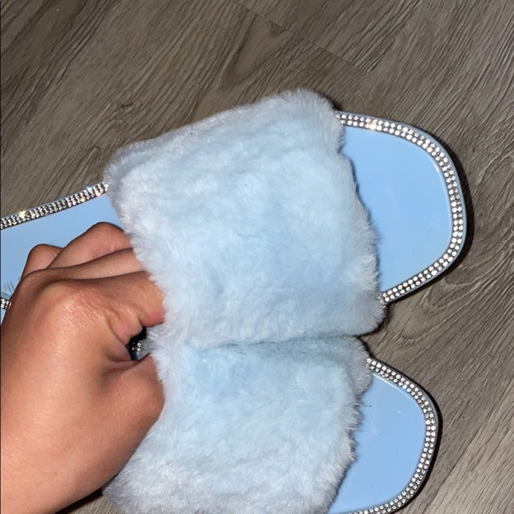 Sandals - Picture 5 of 5